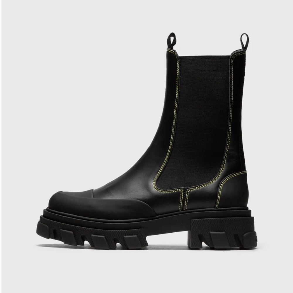 GANNI Chelsea Boots